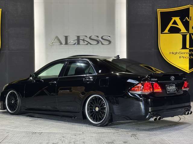 TOYOTA CROWN sedan 2010