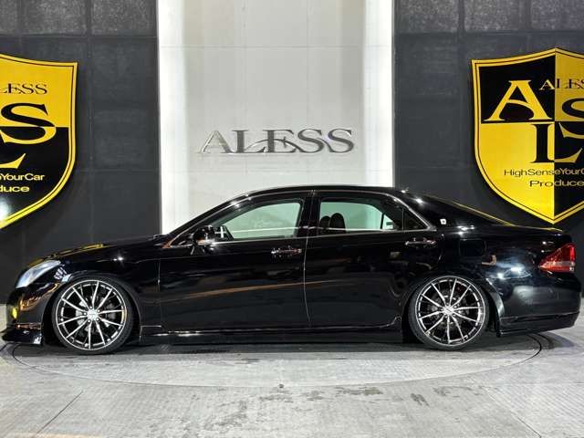 TOYOTA CROWN sedan 2010