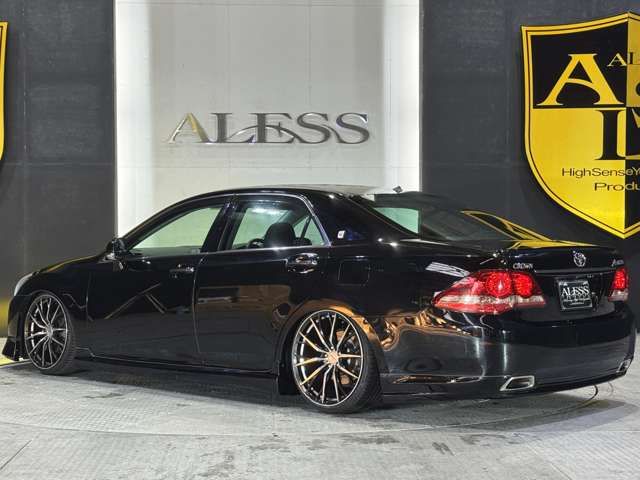 TOYOTA CROWN sedan 2010