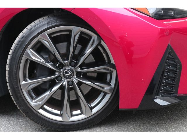 TOYOTA LEXUS IS300h 2021