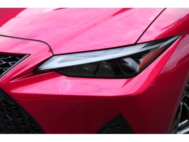 TOYOTA LEXUS IS300h 2021