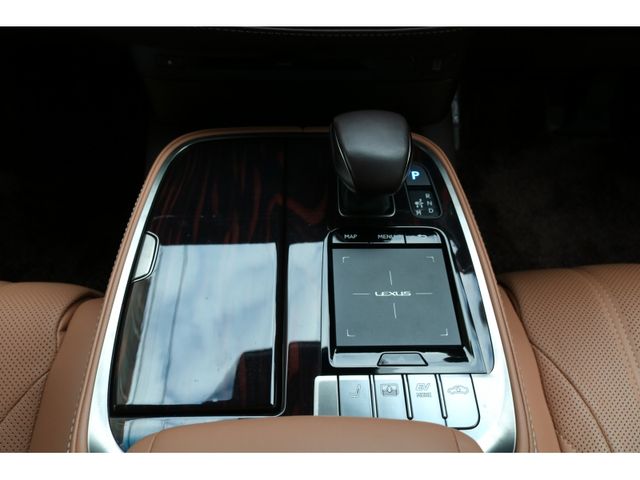 TOYOTA LEXUS LS500h 2017