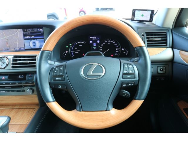 TOYOTA LEXUS LS600h 2013
