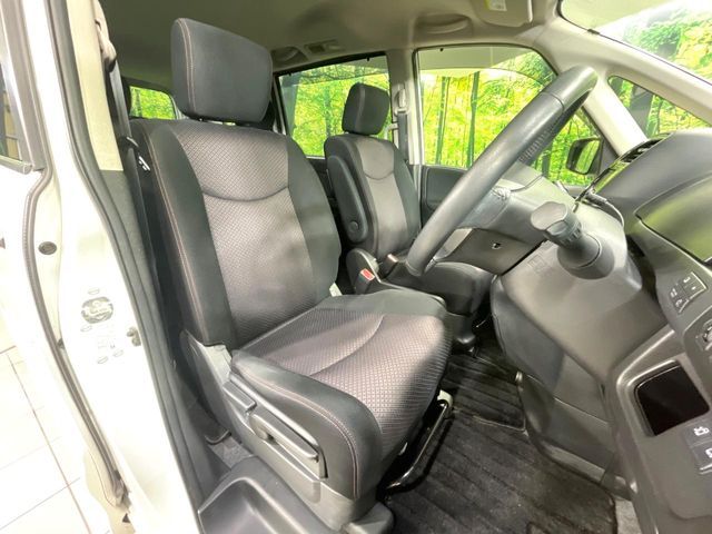 NISSAN SERENA  S-HYBRID 2013