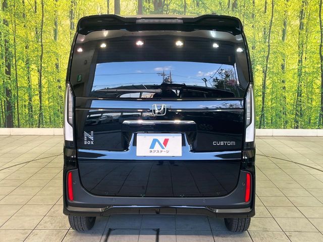 HONDA N BOX CUSTOM 2025