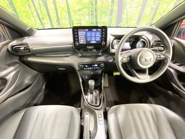 TOYOTA YARIS HYBRID 2021