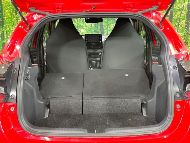 TOYOTA YARIS HYBRID 2021