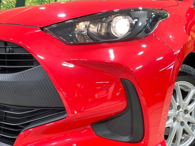 TOYOTA YARIS HYBRID 2021