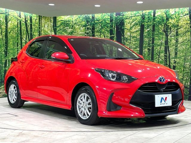 TOYOTA YARIS HYBRID 2021