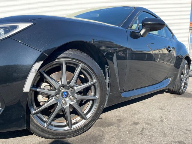 SUBARU BRZ 2022