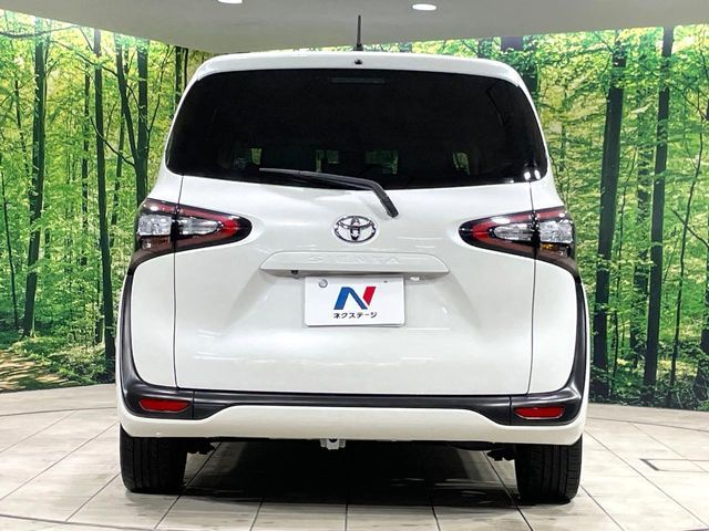 TOYOTA SIENTA 2017
