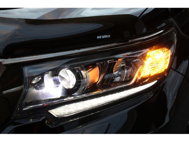 TOYOTA LANDCRUISER PRADO 2021