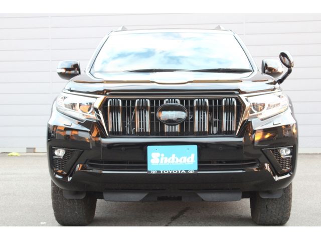 TOYOTA LANDCRUISER PRADO 2021