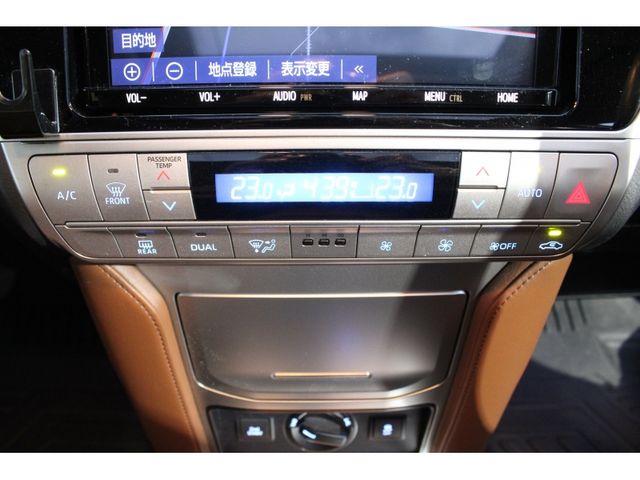 TOYOTA LANDCRUISER PRADO 2021