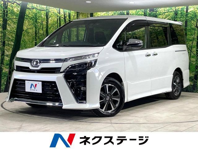 TOYOTA VOXY 2019