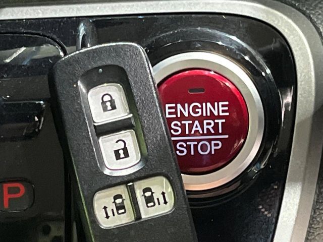 HONDA N BOX CUSTOM 4WD 2013