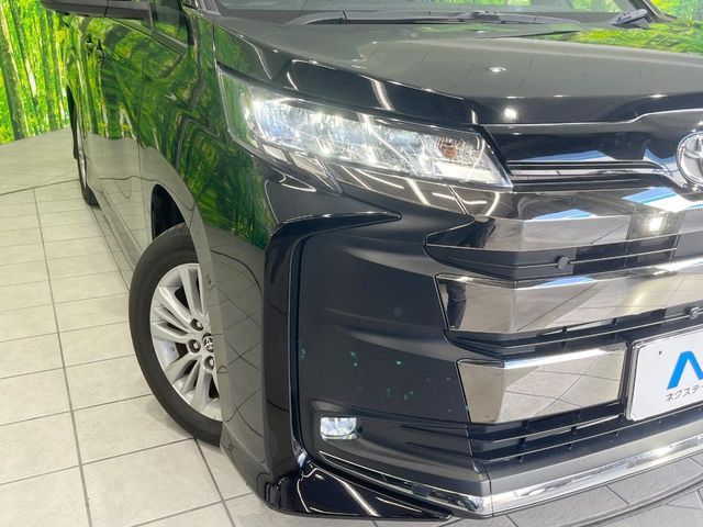TOYOTA NOAH 2023