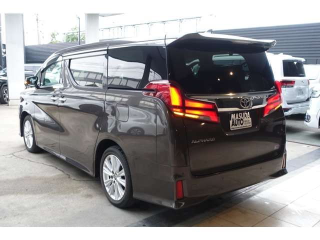 TOYOTA ALPHARD 2020