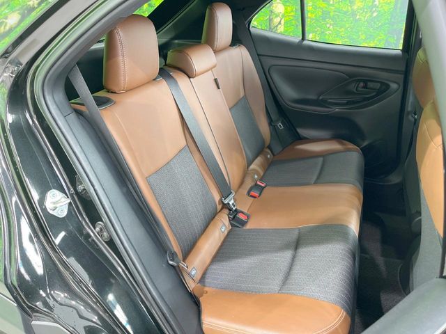 TOYOTA YARIS CROSS HYBRID 2023