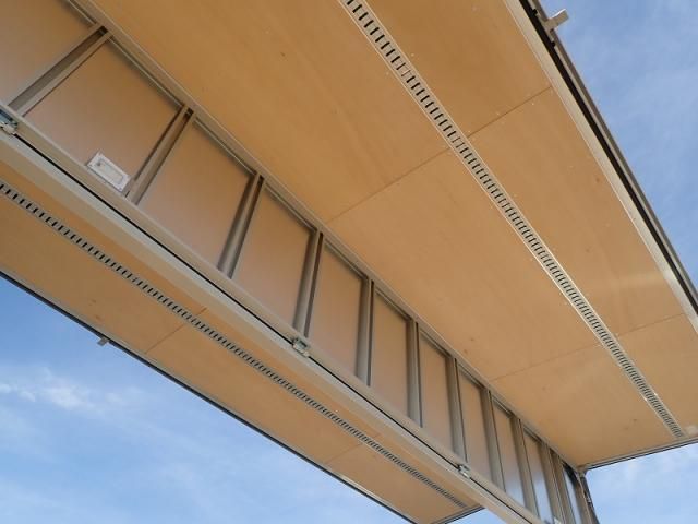 MITSUBISHI FUSOU SUPER GREAT 2025