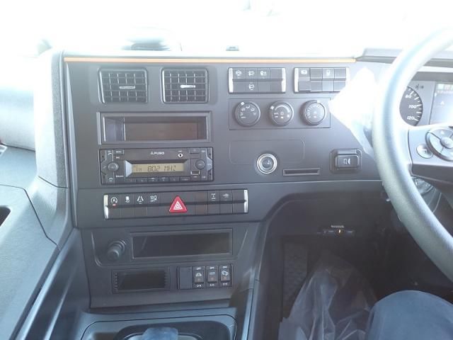 MITSUBISHI FUSOU SUPER GREAT 2025