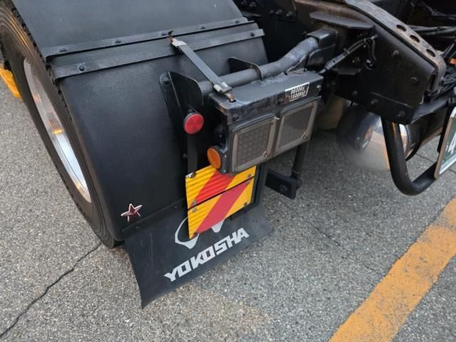 MITSUBISHI FUSOU SUPER GREAT 2014