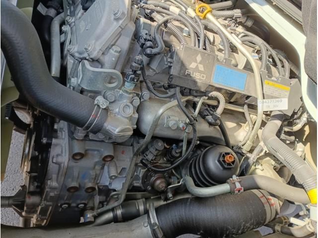 MITSUBISHI CANTER 2013