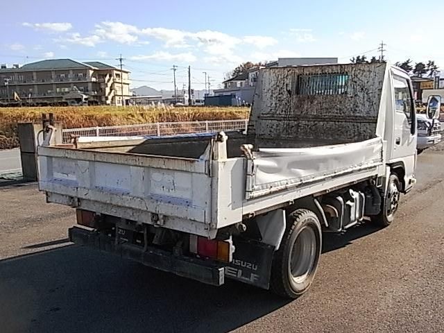 ISUZU ELF 2012
