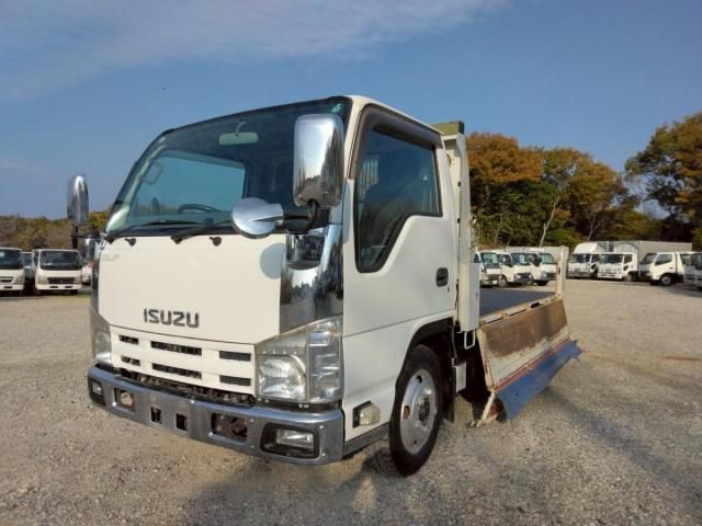 ISUZU ELF 2013