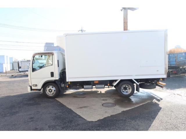 ISUZU ELF 2019