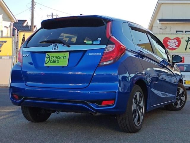 HONDA FIT HYBRID 2019