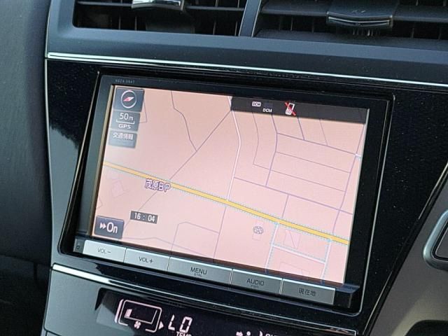 TOYOTA PRIUS Alpha 2016