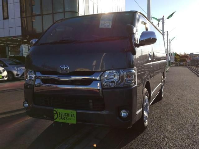 TOYOTA HIACE van 2WD 2019
