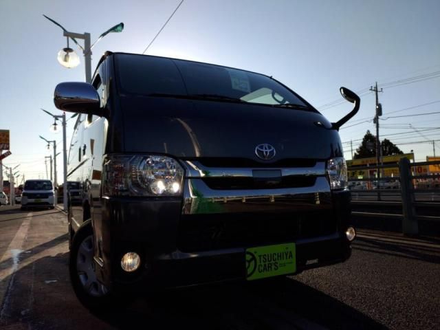 TOYOTA HIACE van 2WD 2019
