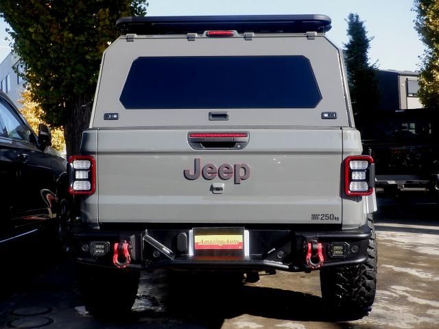 JEEP JEEP GLADIATOR 2023