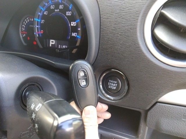 SUZUKI WAGON R STINGRAY 2014