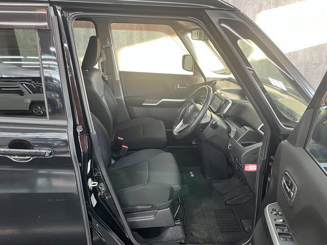 MITSUBISHI DELICA D:2 CUSTOM 4WD 2018