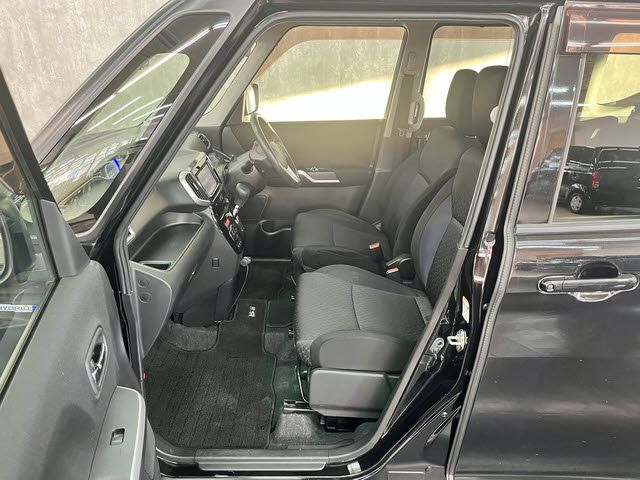 MITSUBISHI DELICA D:2 CUSTOM 4WD 2018