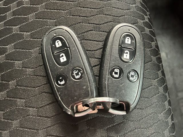 MITSUBISHI DELICA D:2 CUSTOM 4WD 2018