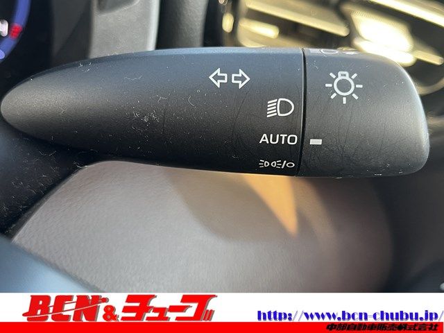 TOYOTA YARIS CROSS HYBRID 2021