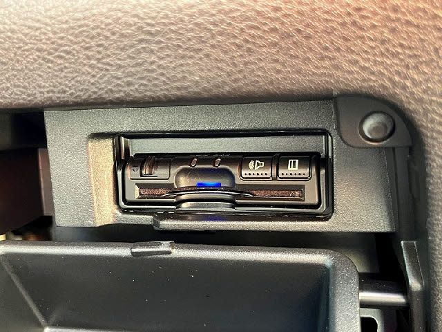 NISSAN SERENA  S-HYBRID 2019