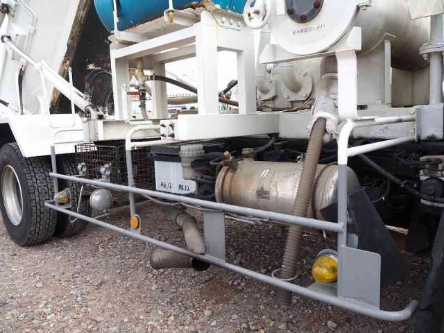 MITSUBISHI FUSOU FIGHTER 2006