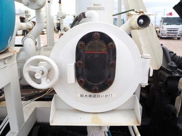 MITSUBISHI FUSOU FIGHTER 2006