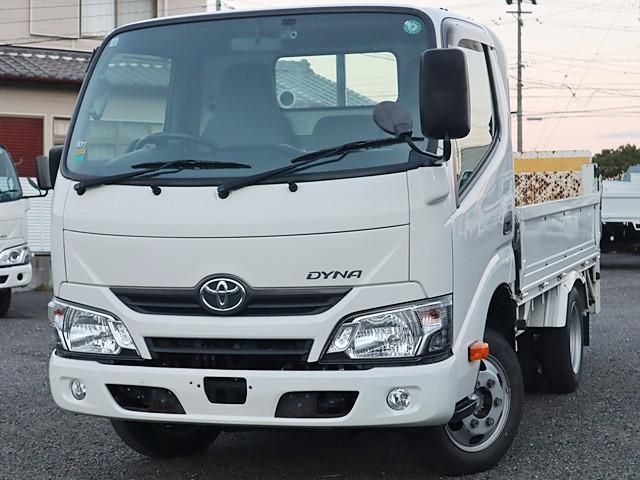 TOYOTA DYNA 2020
