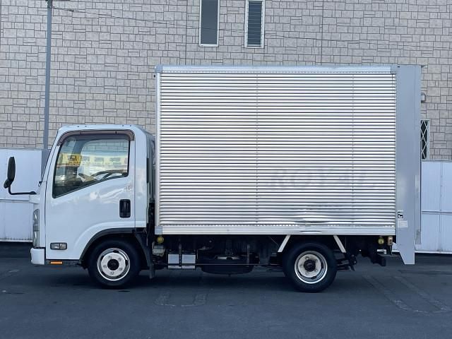 ISUZU ELF 2012