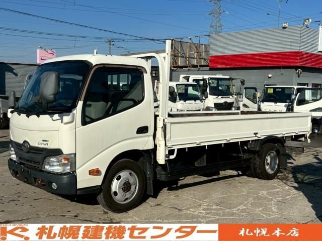 TOYOTA DYNA 2016