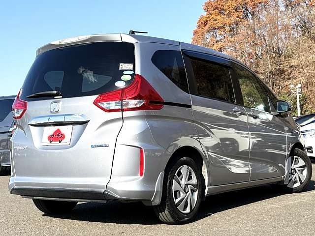 HONDA FREED plus HYBRID 2017
