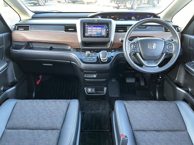 HONDA FREED plus HYBRID 2020