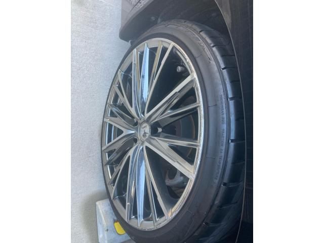 TOYOTA VELLFIRE 2012