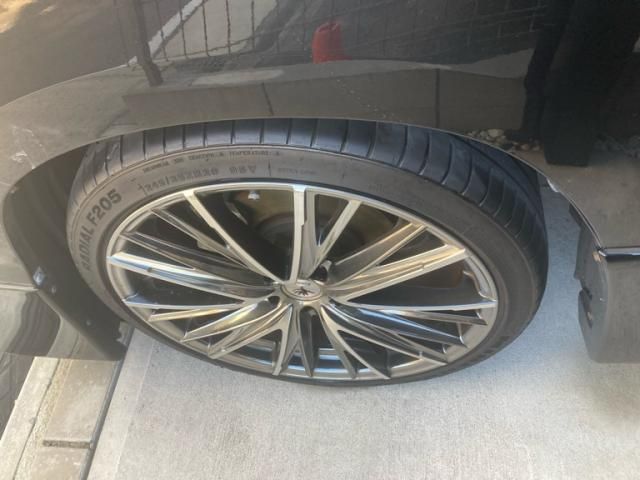 TOYOTA VELLFIRE 2012